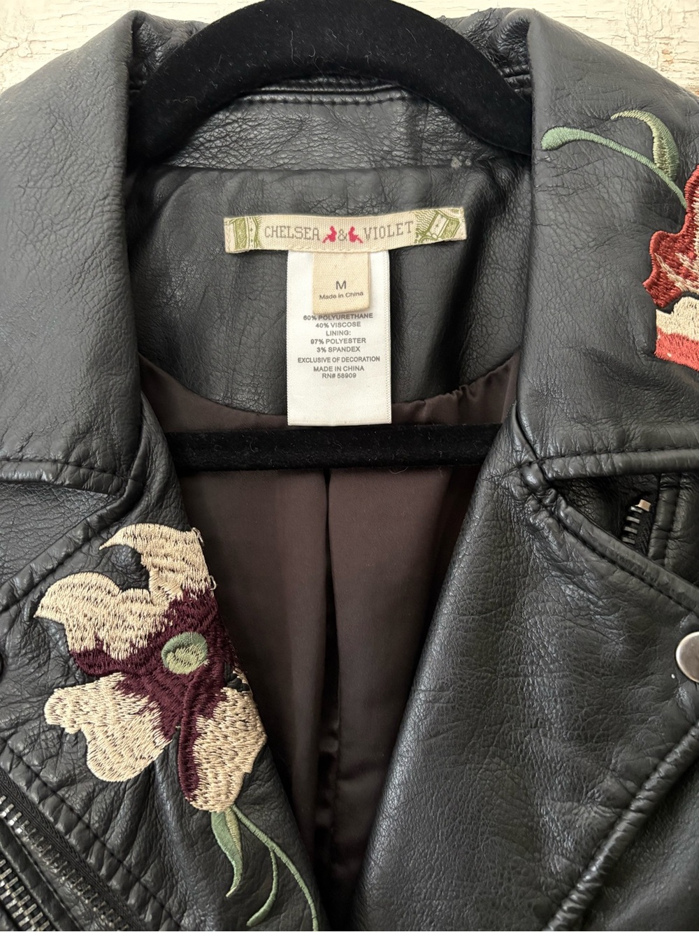 Chelsea & Violet super cute Embroidered faux black leather zipper jacket Sz Med - Picture 3 of 7
